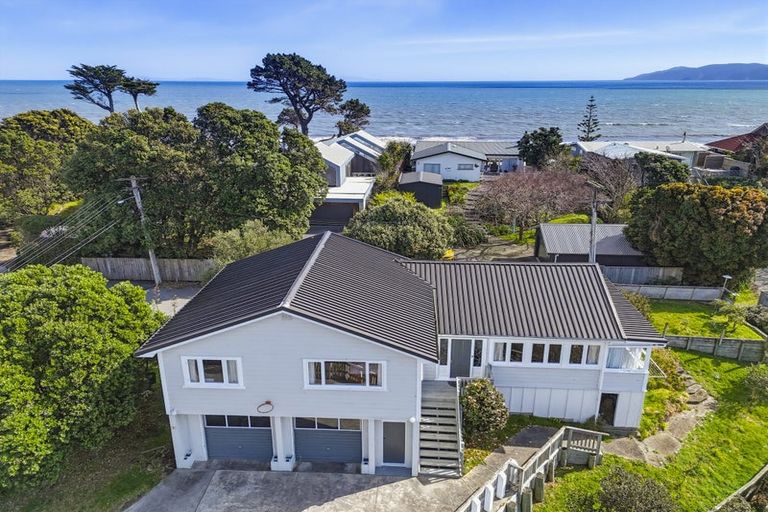 Photo of property in 9 Kirkway, Raumati Beach, Paraparaumu, 5032