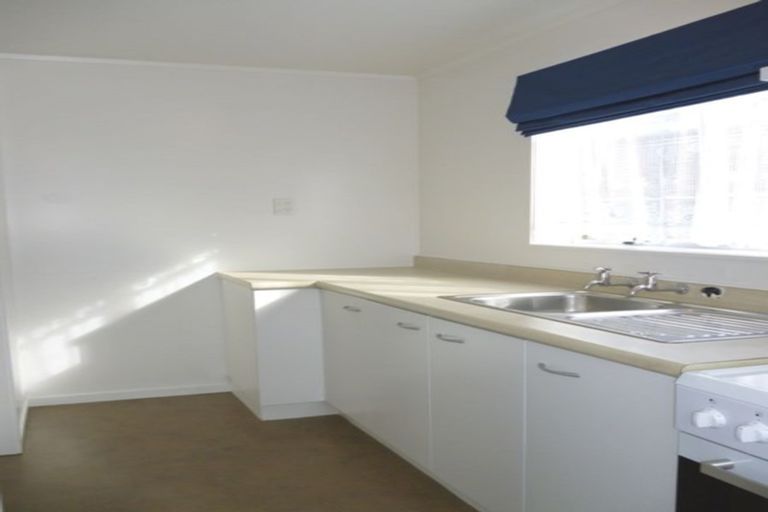 Photo of property in 1/27 Brandon Road, Glen Eden, Auckland, 0602