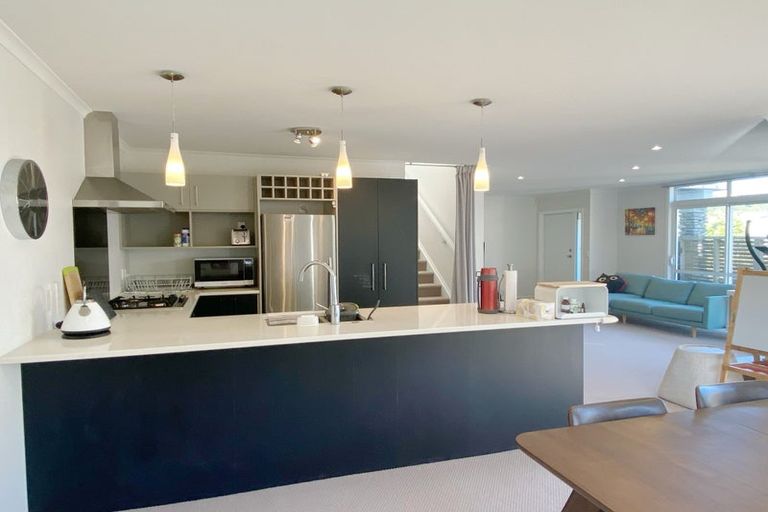 Photo of property in 44 Khouri Avenue, Karori, Wellington, 6012