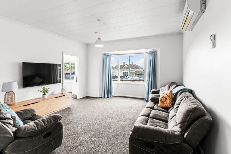 Photo of property in 394 South Road, Caversham, Dunedin, 9012