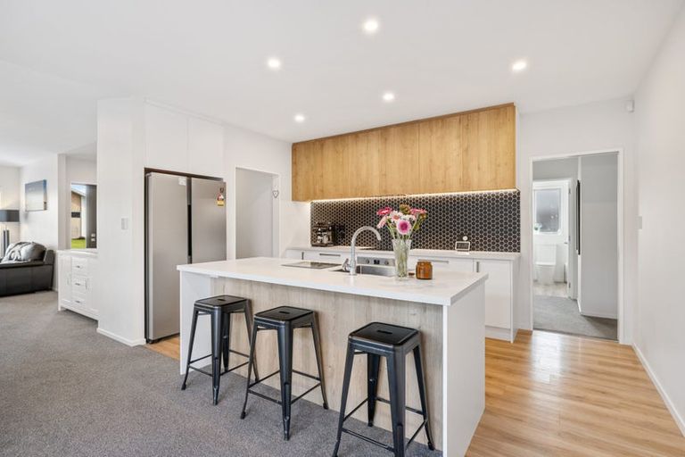 Photo of property in 28 Te Hurunui Drive, Pegasus, 7612