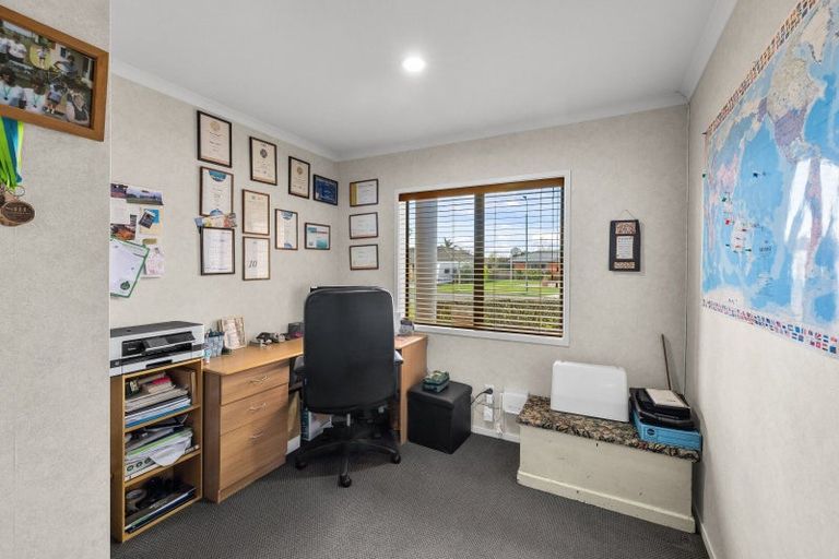 Photo of property in 11 Frame Place, Owhata, Rotorua, 3010
