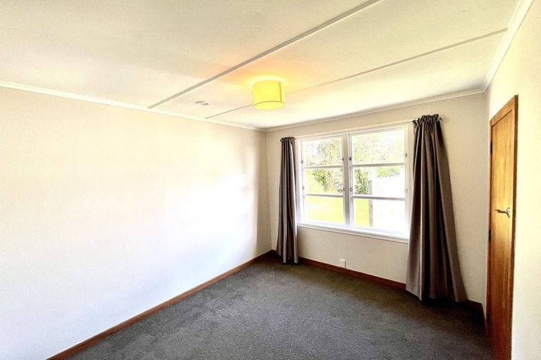 Photo of property in 10 Miles Place, Awapuni, Palmerston North, 4412