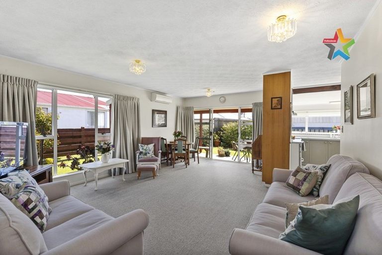 Photo of property in 5a Lees Grove, Wainuiomata, Lower Hutt, 5014