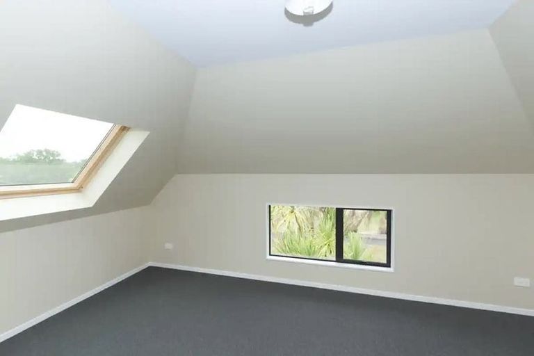 Photo of property in 2/50 Helena Road, Hillcrest, Hamilton, 3216