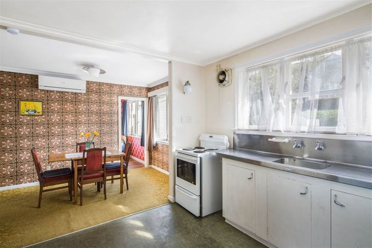 Photo of property in 64 Kipling Street, Johnsonville, Wellington, 6037