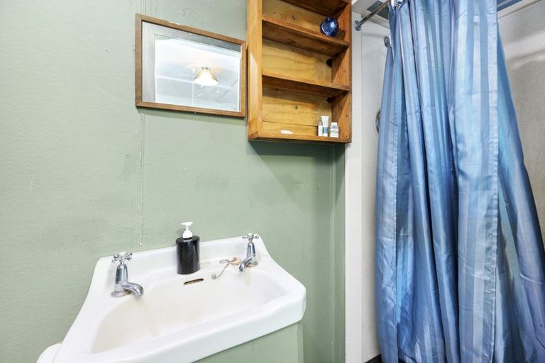 Photo of property in 4 Tuki Street, Tauranga Taupo, Turangi, 3382