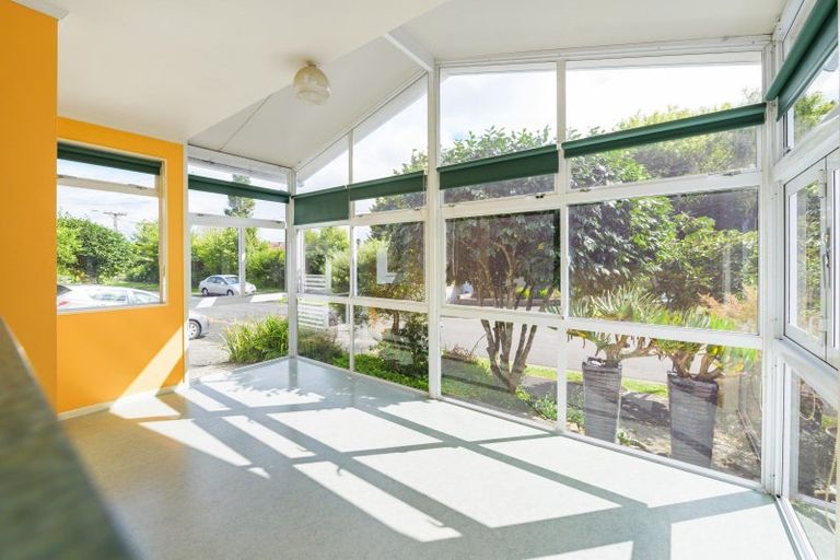 Photo of property in 64 Berkley Avenue, Hillcrest, Hamilton, 3216