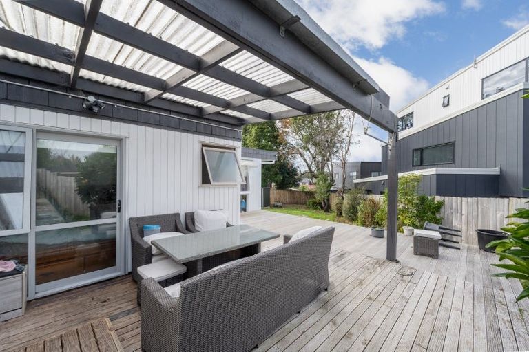 Photo of property in 2/8 Wilbur Place, Pakuranga Heights, Auckland, 2010