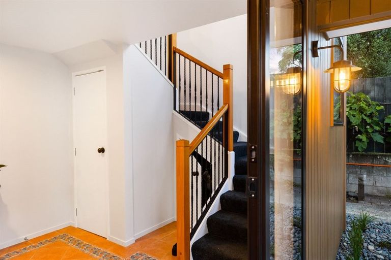 Photo of property in 9 Rangimarie Road, Swanson, Auckland, 0816