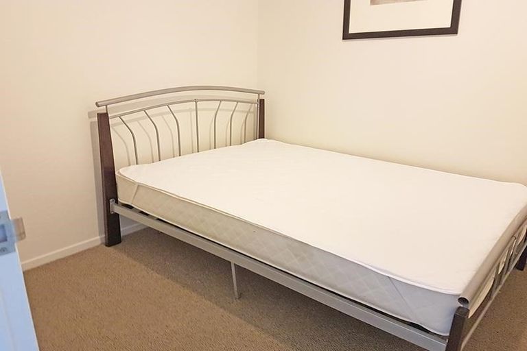 Photo of property in Altitude Apartments, 2h/34 Kingston Street, Auckland Central, Auckland, 1010