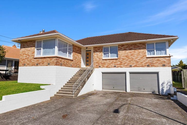 Photo of property in 205 Ranolf Street, Glenholme, Rotorua, 3010