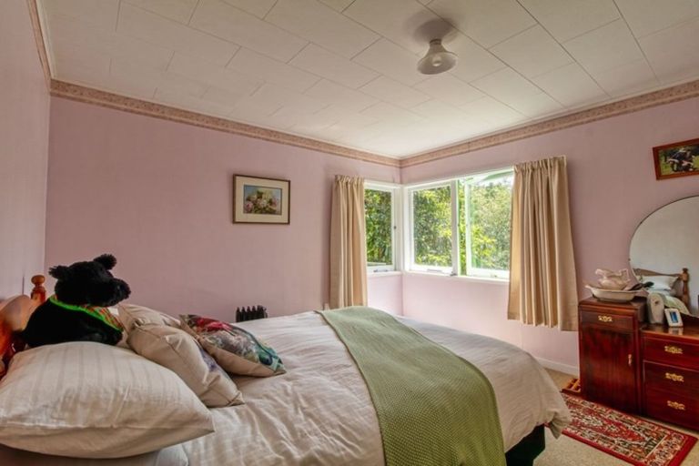 Photo of property in 25 Burns Road, Hospital Hill, Napier, 4110