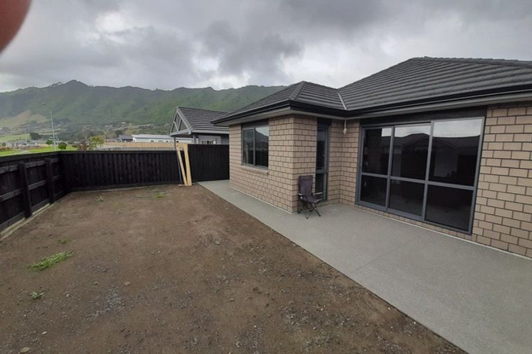 Photo of property in 53 Waipunahau Road, Waikanae, 5036