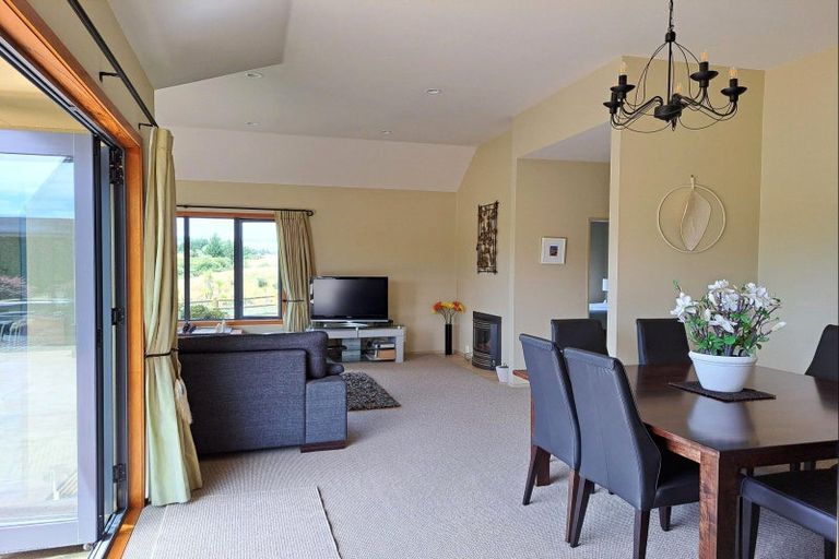 Photo of property in 100 Lea Grove, Levin, 5572