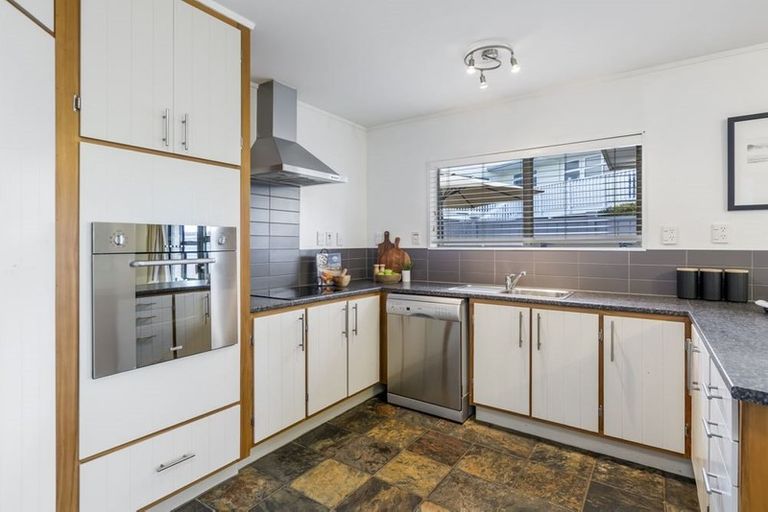 Photo of property in 1/218 Centreway Road, Orewa, 0931