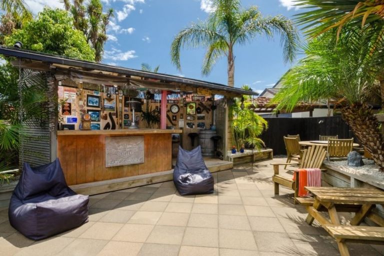 Photo of property in 21 Belle-mer Place, Gulf Harbour, Whangaparaoa, 0930