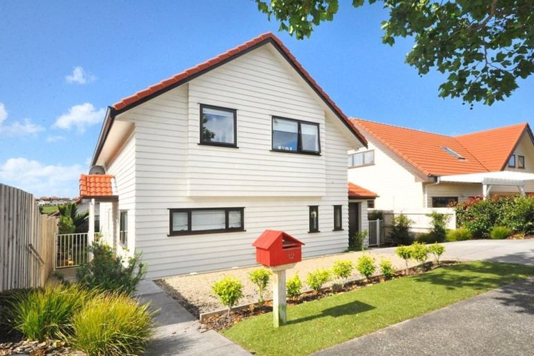 Photo of property in 12 Voyager Drive, Gulf Harbour, Whangaparaoa, 0930