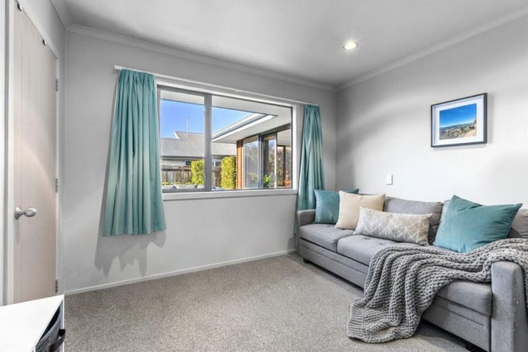 Photo of property in 27 Kingston Street, Albert Town, Wanaka, 9305