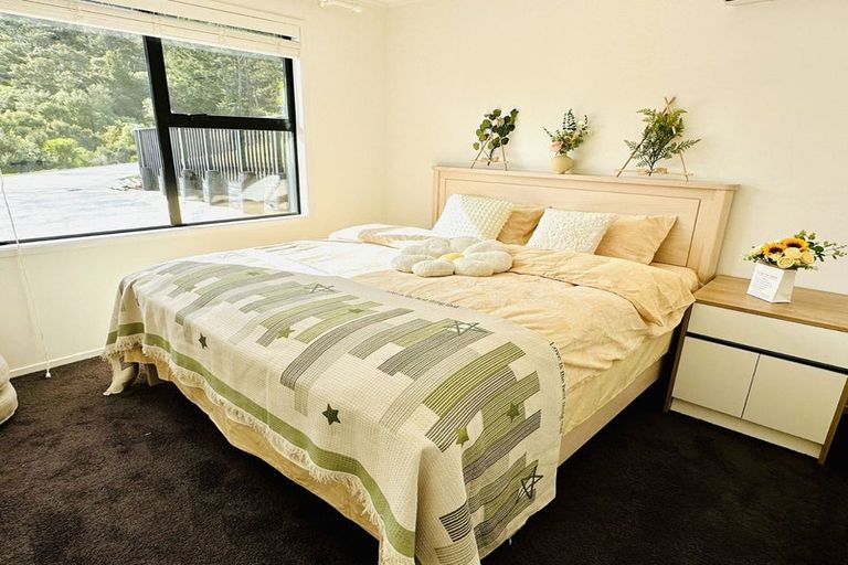 Photo of property in 43f Terry Smyth Drive, Kumeu, 0892