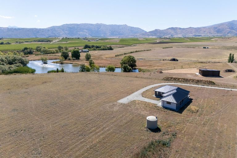 Photo of property in 21 Thyme Fields Road, Springvale, 9393