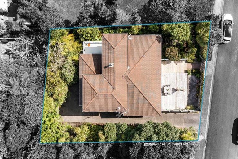 Photo of property in 2/41 Lyons Avenue, Murrays Bay, Auckland, 0630