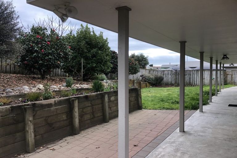 Photo of property in 13 Brendan Drive, Te Horo Beach, Otaki, 5581