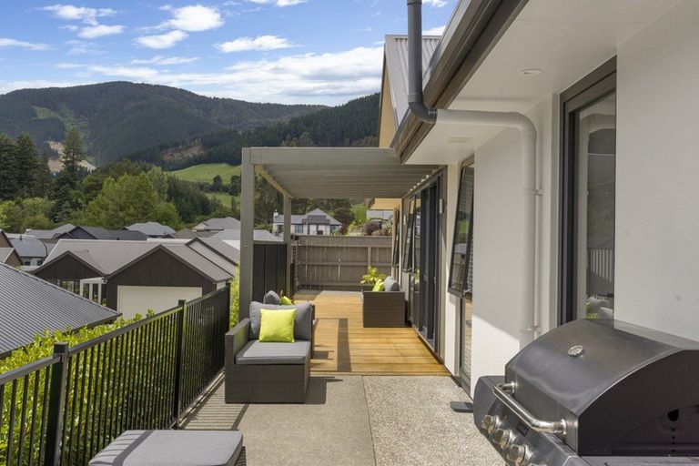 Photo of property in 8 Village Lane, Stoke, Nelson, 7011