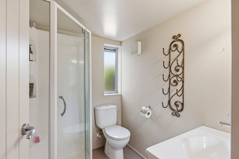 Photo of property in 60 The Esplanade, Raumati South, Paraparaumu, 5032