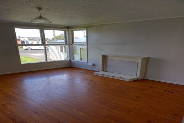 Photo of property in 5 Wroughton Crescent, Otara, Auckland, 2023