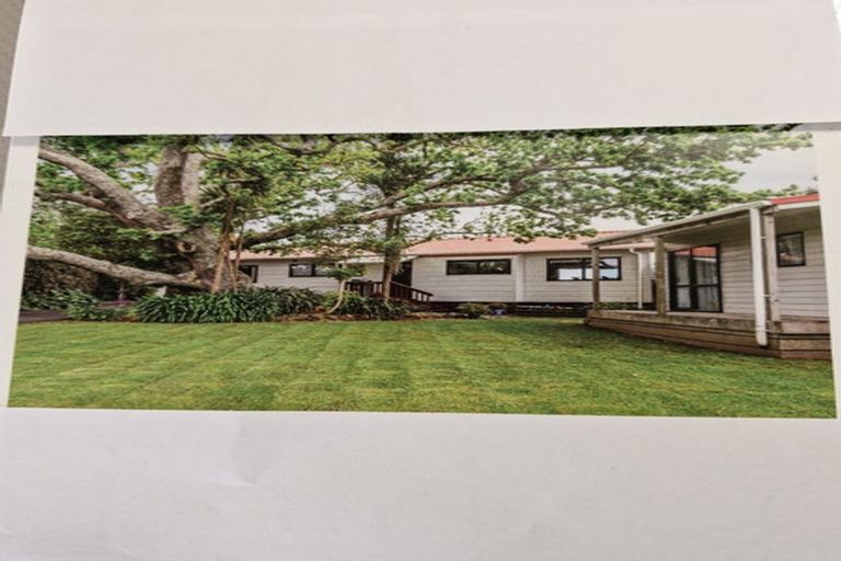 Photo of property in 4 Redlands Grove, Swanson, Auckland, 0612