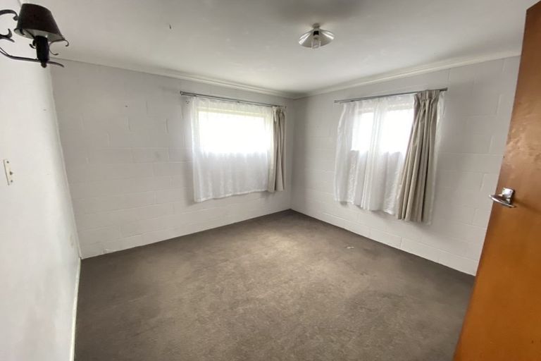 Photo of property in 17 Alamein Avenue, Belmont, Auckland, 0622