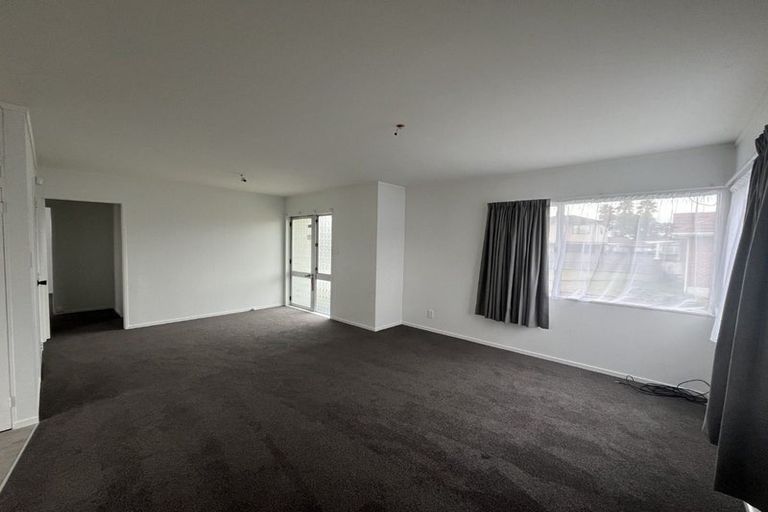 Photo of property in 19a Bunnythorpe Road, Papakura, 2110