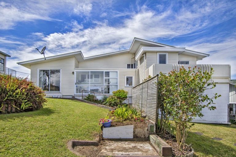 Photo of property in 10 Harbour View Road, Onerahi, Whangarei, 0110