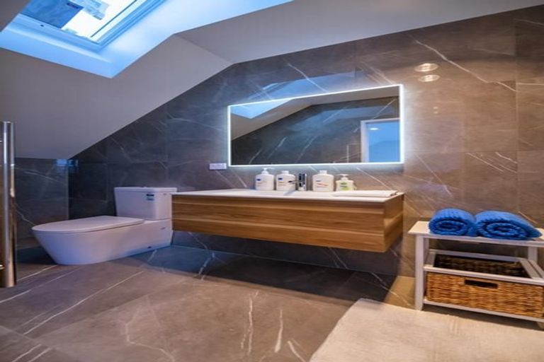 Photo of property in 4/44 Brockworth Place, Riccarton, Christchurch, 8011