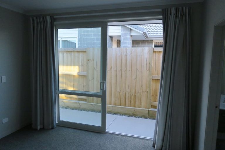 Photo of property in 31 Denny Hulme Drive, Mount Maunganui, 3116