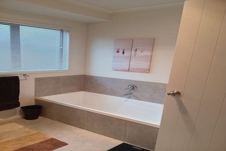 Photo of property in 7 West Street, Tuakau, 2121