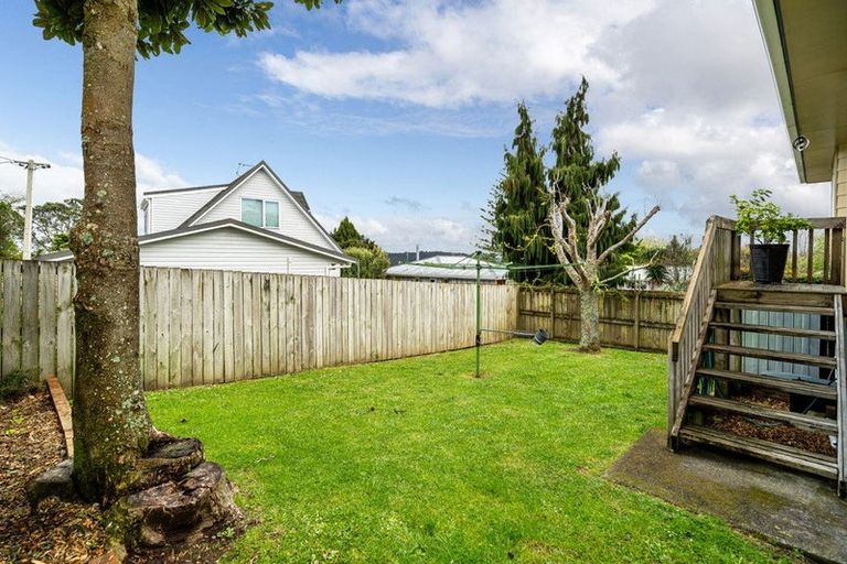 Photo of property in 2/36a Salisbury Road, Birkdale, Auckland, 0626