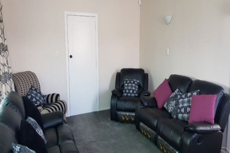 Photo of property in 28 Greenmeadows Avenue, Manurewa East, Auckland, 2102