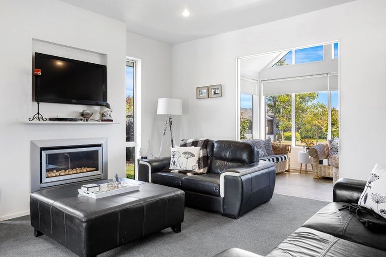 Photo of property in 56 Mokihi Gardens, Hillmorton, Christchurch, 8024