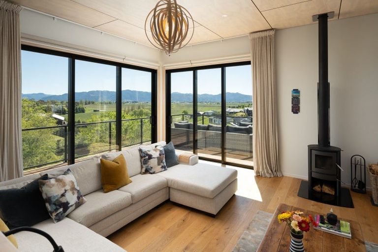 Photo of property in 3 Golf View Close, Fairhall, Blenheim, 7272