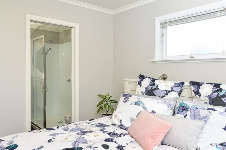 Photo of property in 10 Vardon Road, St Andrews, Hamilton, 3200