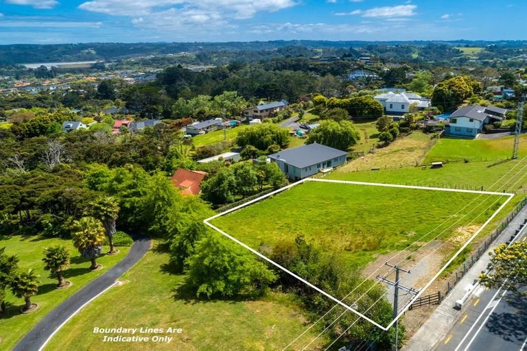 Photo of property in 186 Upper Harbour Drive, Greenhithe, Auckland, 0632