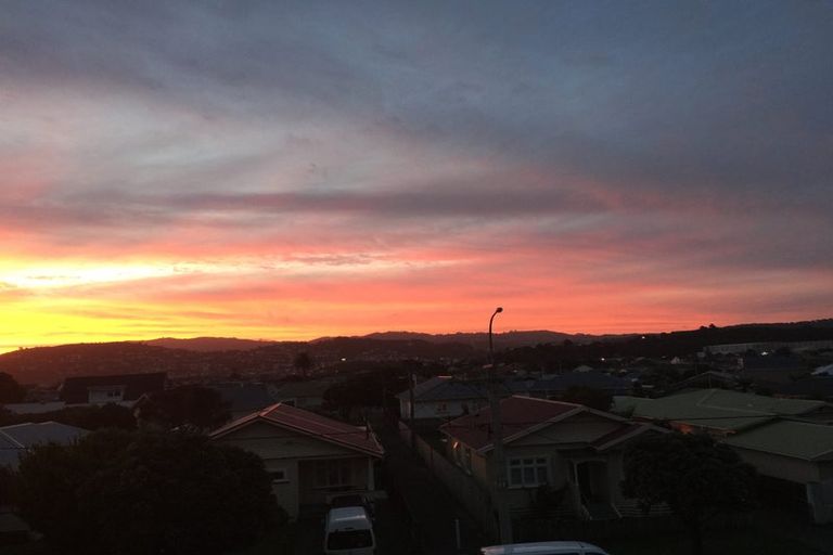 Photo of property in 32 Ira Street, Miramar, Wellington, 6022