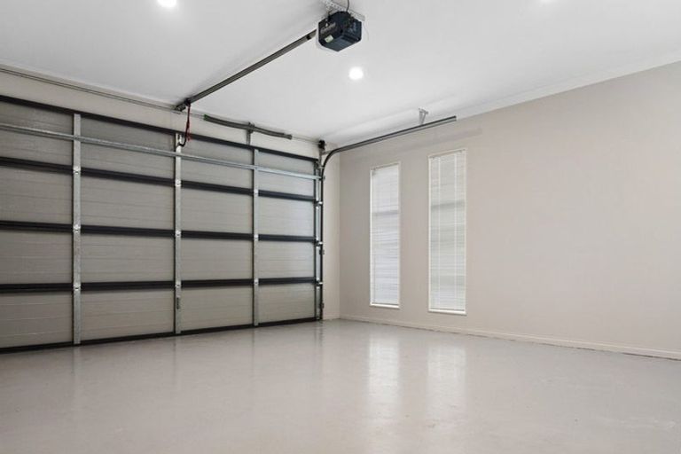 Photo of property in 6 Chadlington Avenue, Henderson, Auckland, 0612