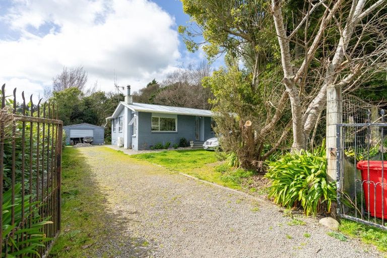Photo of property in 86 Lindsay Road, Levin, 5510