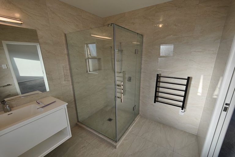 Photo of property in 1 Waikaka Place, Rototuna North, Hamilton, 3210