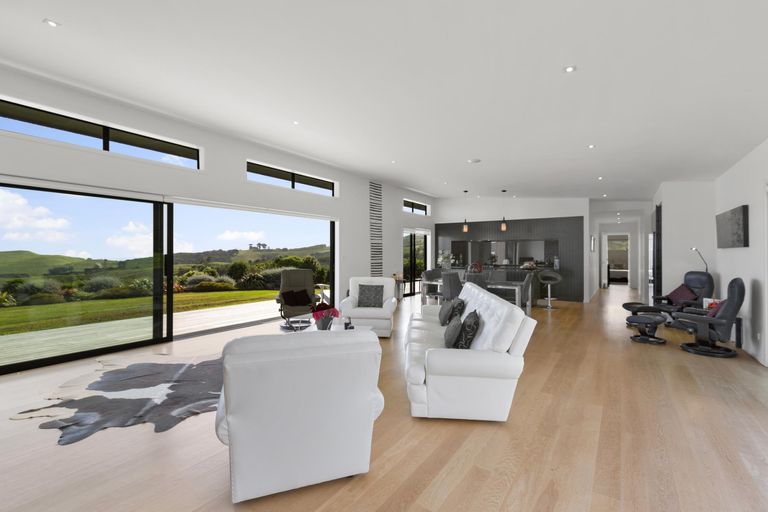 Photo of property in 812 Ruapuke Road, Raglan, 3296