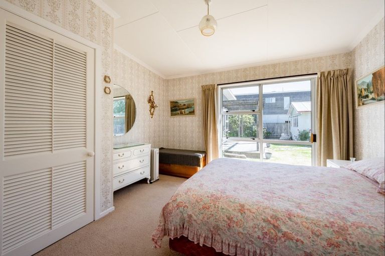 Photo of property in 50 Beacon Point Road, Wanaka, 9305