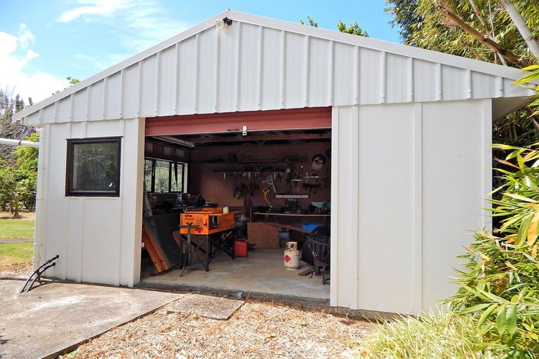 Photo of property in 39 Riverview Road, Kerikeri, 0230